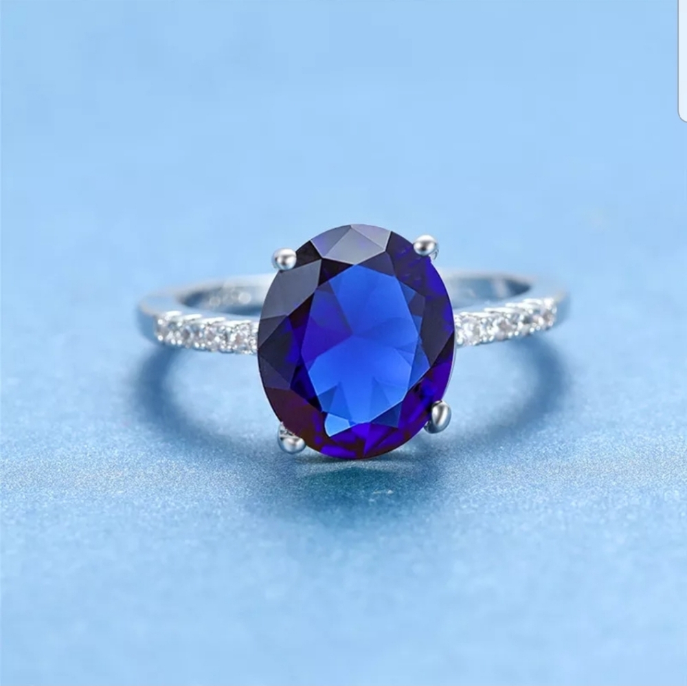 Beautiful blue vintage love oval Zircon ring - Picture 5 of 6